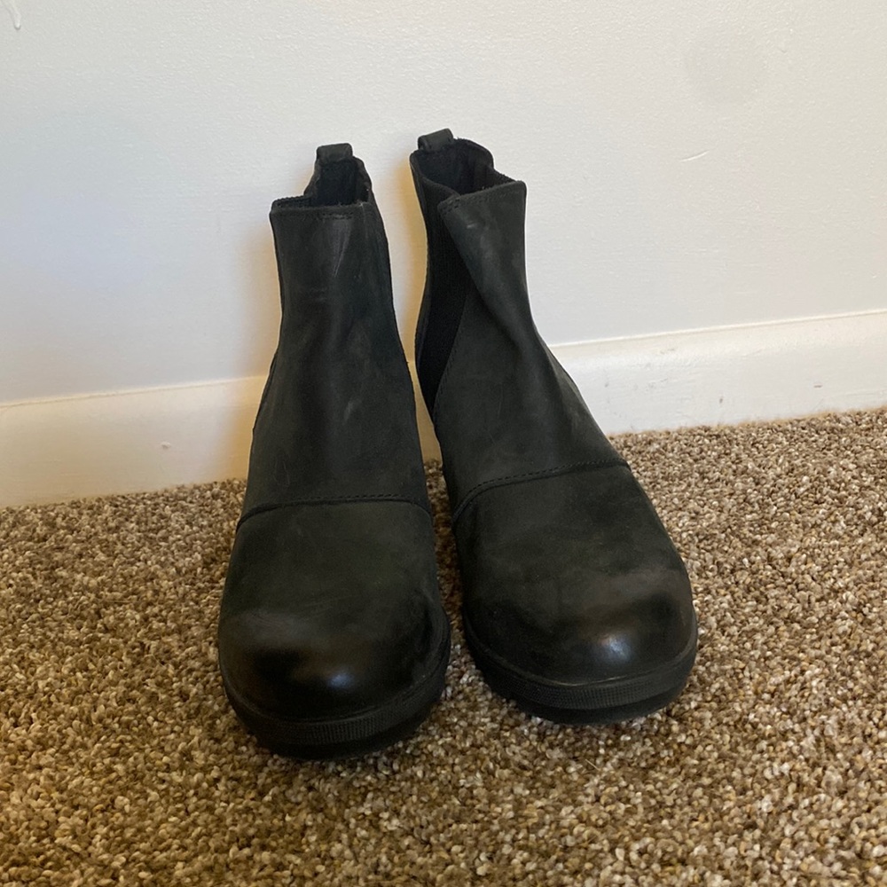 Sorel Chelsea Wedge Bootie size 8